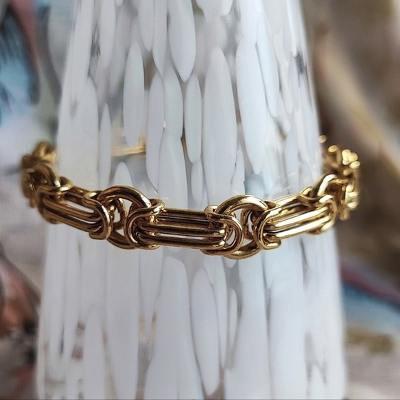 Brilliant Gold Tone Heavy Link Modern Dual Paper Clip Industrial Chain Bracelet - Picture 2 of 7